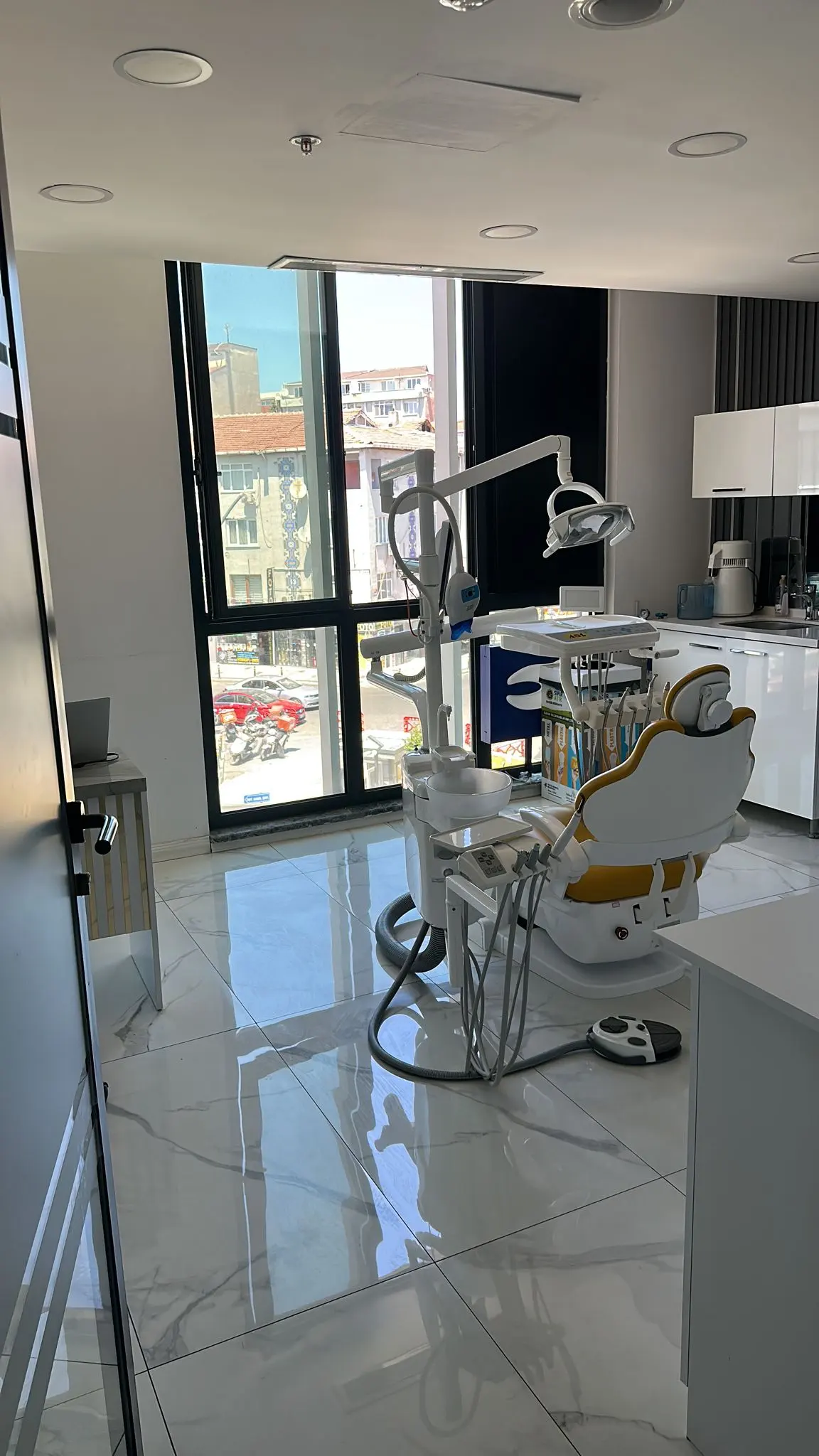Diş Hekimi Alperen Aydın