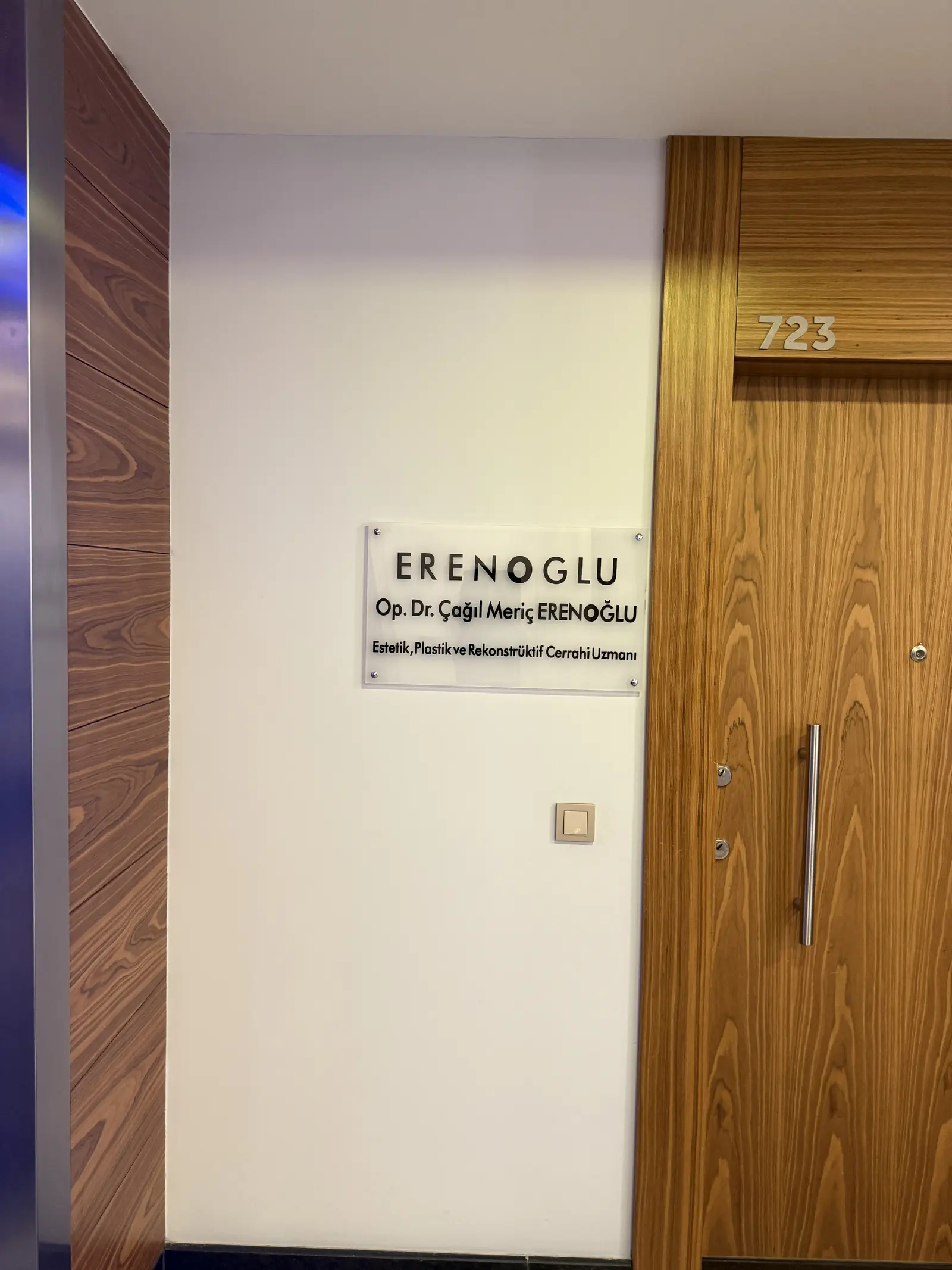 Op. Dr. Çağıl Meriç ERENOĞLU