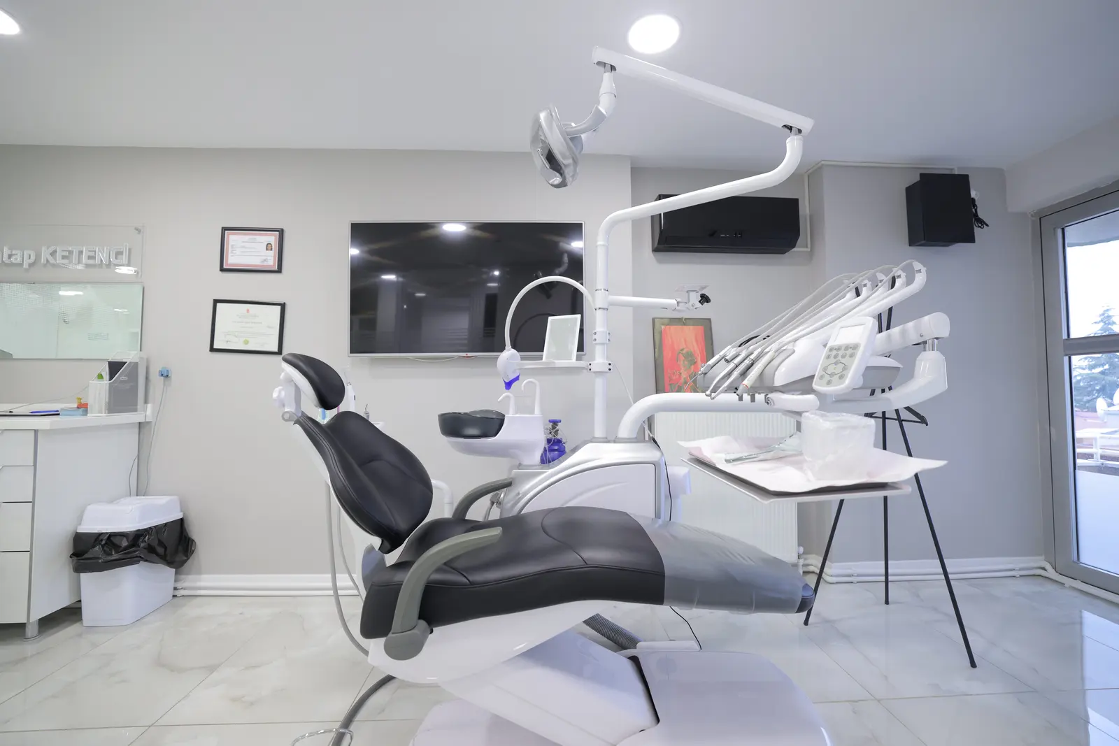 DentisLife Ağız ve Diş Sağlığı Polikliniği ®