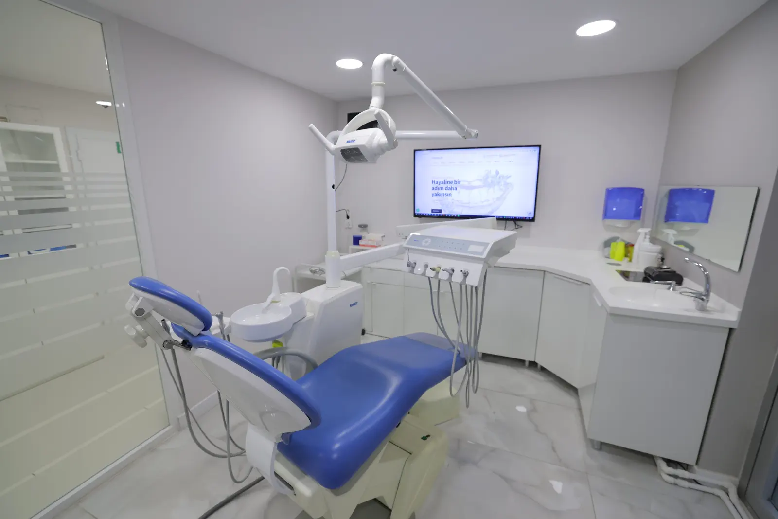DentisLife Ağız ve Diş Sağlığı Polikliniği ®