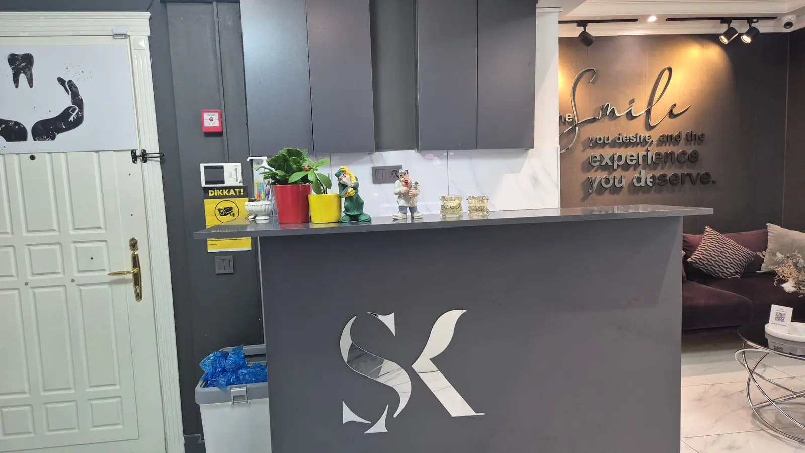 Diş Hekimi Şafak Kantekin