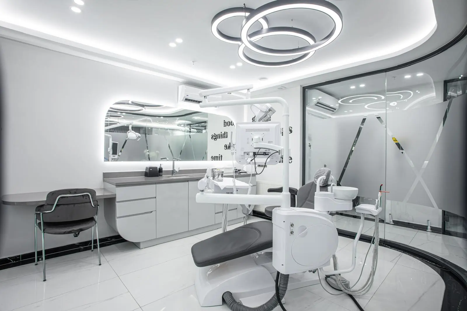 Özel Dentspace Smile Design Ağız ve Diş Sağlığı Polikliniği