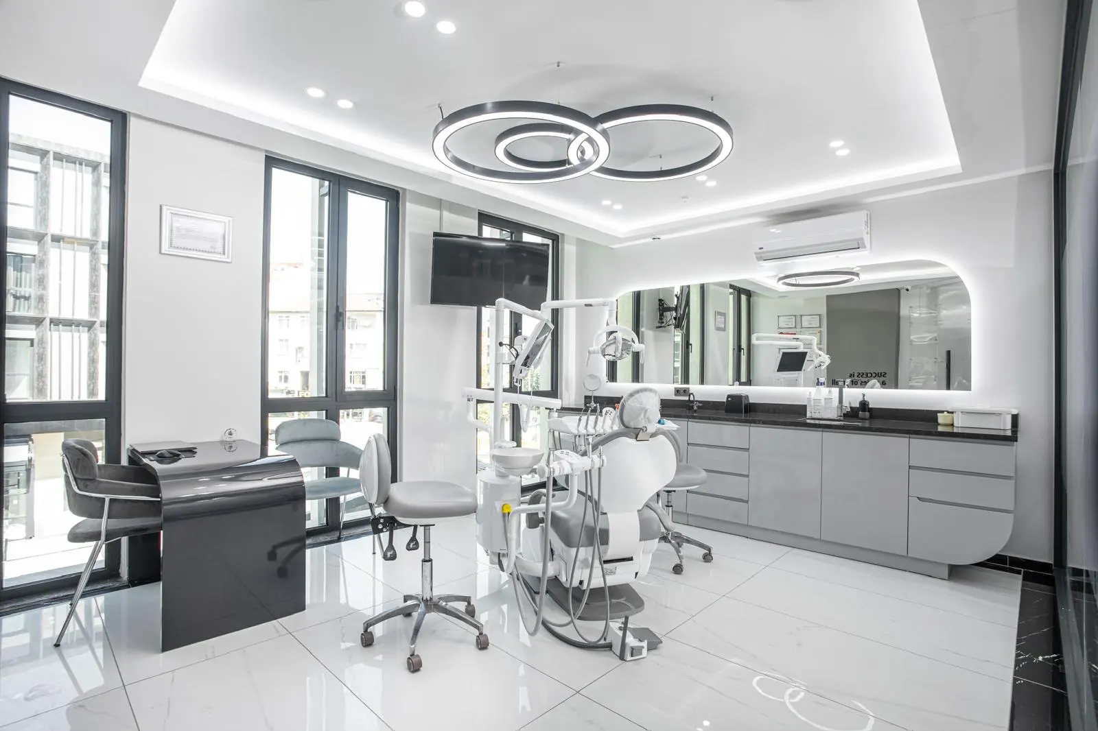 Özel Dentspace Smile Design Ağız ve Diş Sağlığı Polikliniği