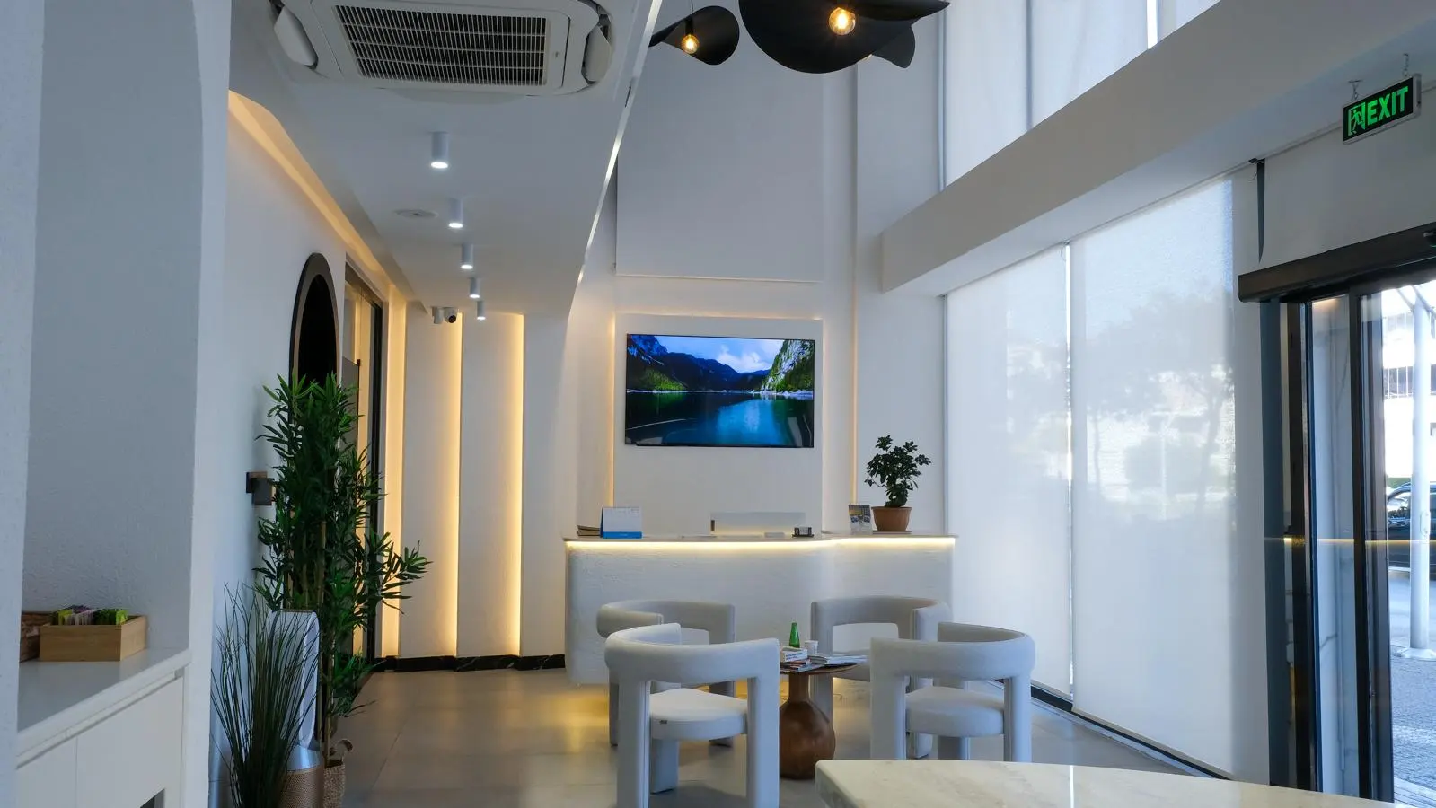 Side Dental Centre