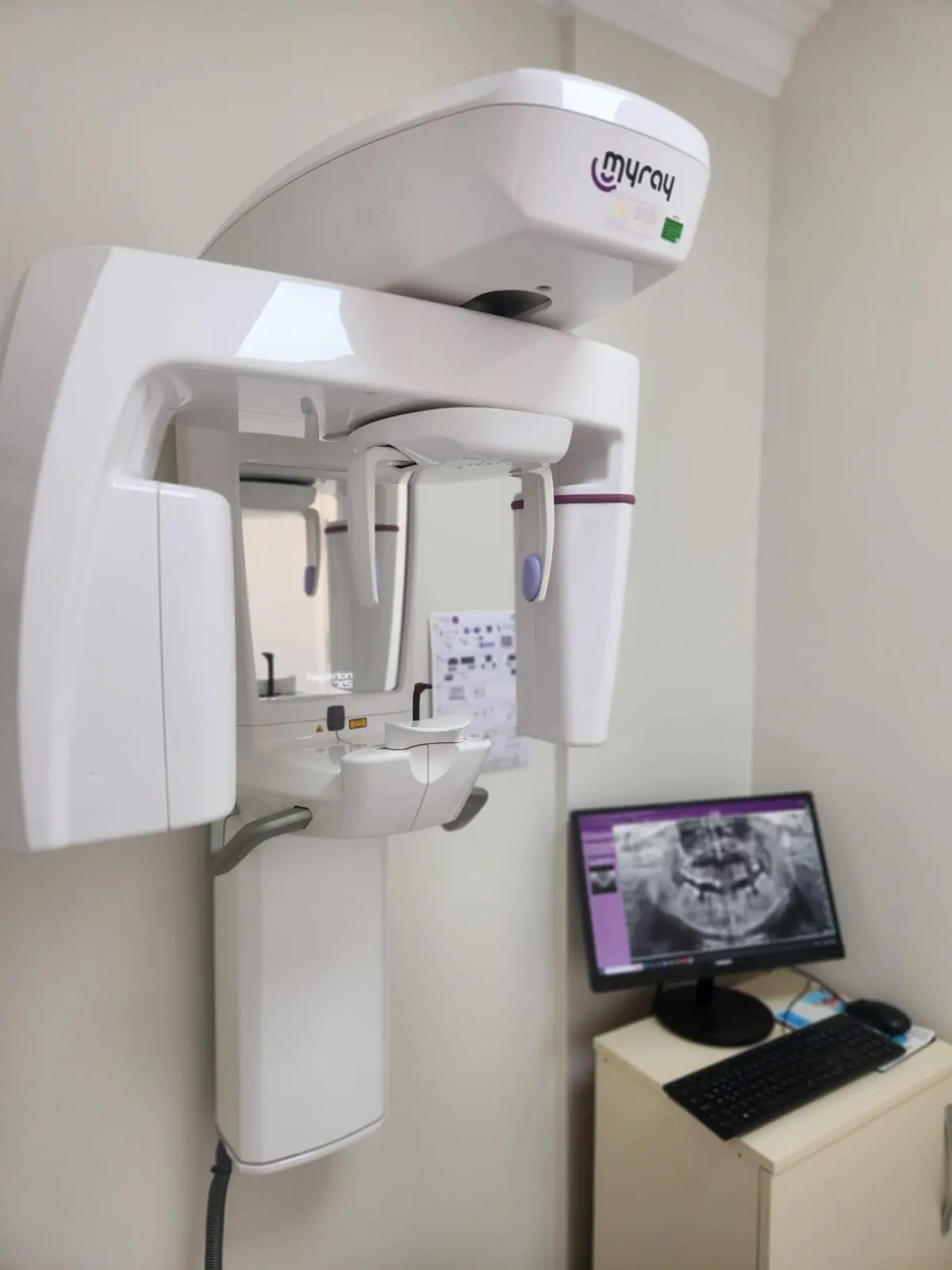 Özel Dentist Acıbadem Diş Polikliniği