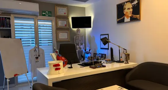 Doç. Dr. Hasan Ersöz - Dr Pektus ve Dr Curver Klinikleri