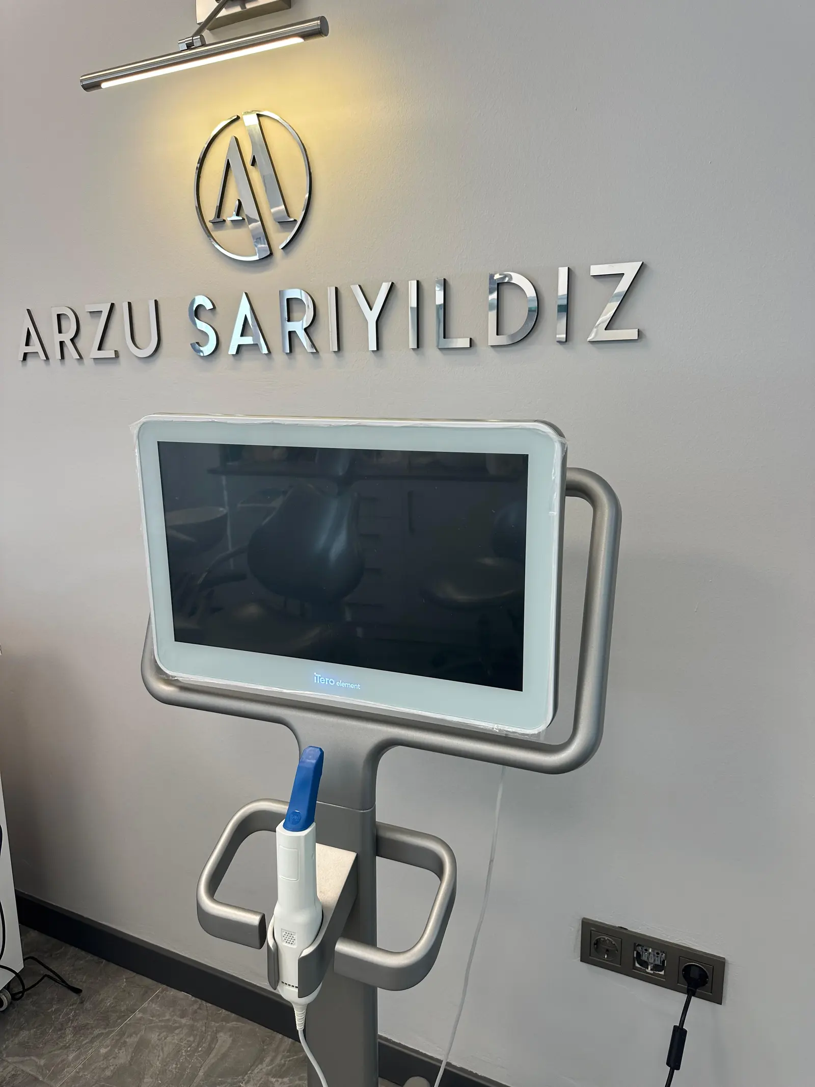 Diş Hekimi Arzu Sarıyıldız Muayenehanesi