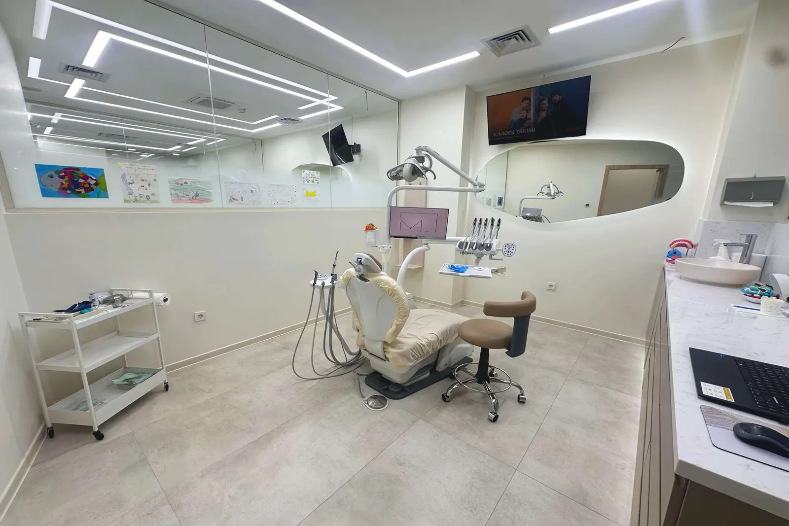 Klinik M Ağız ve Diş Sağlığı Polikliniği