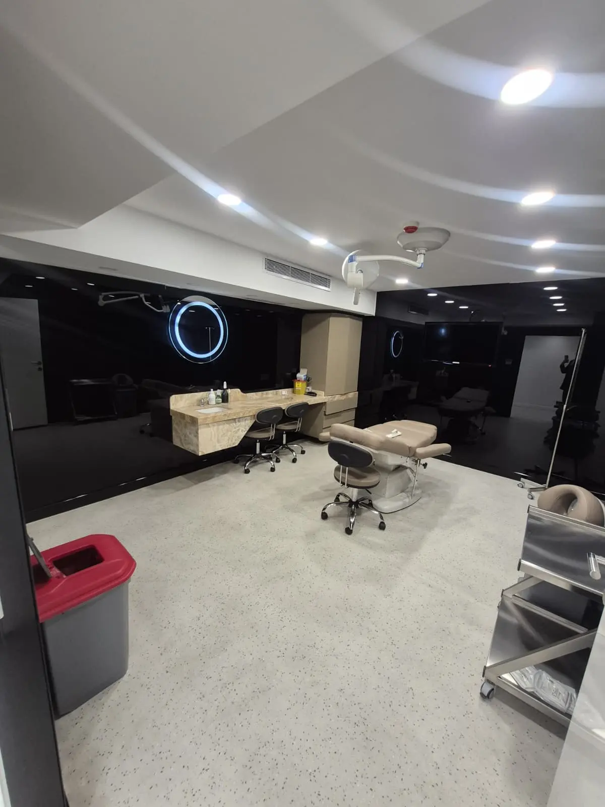 Million Hair Center