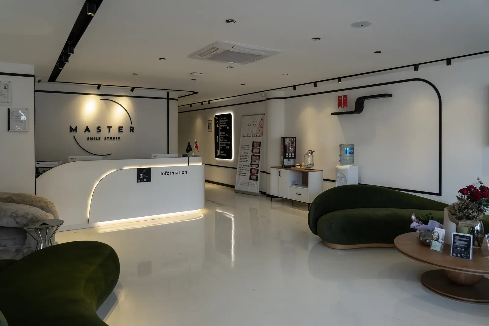 Master Smile Studio