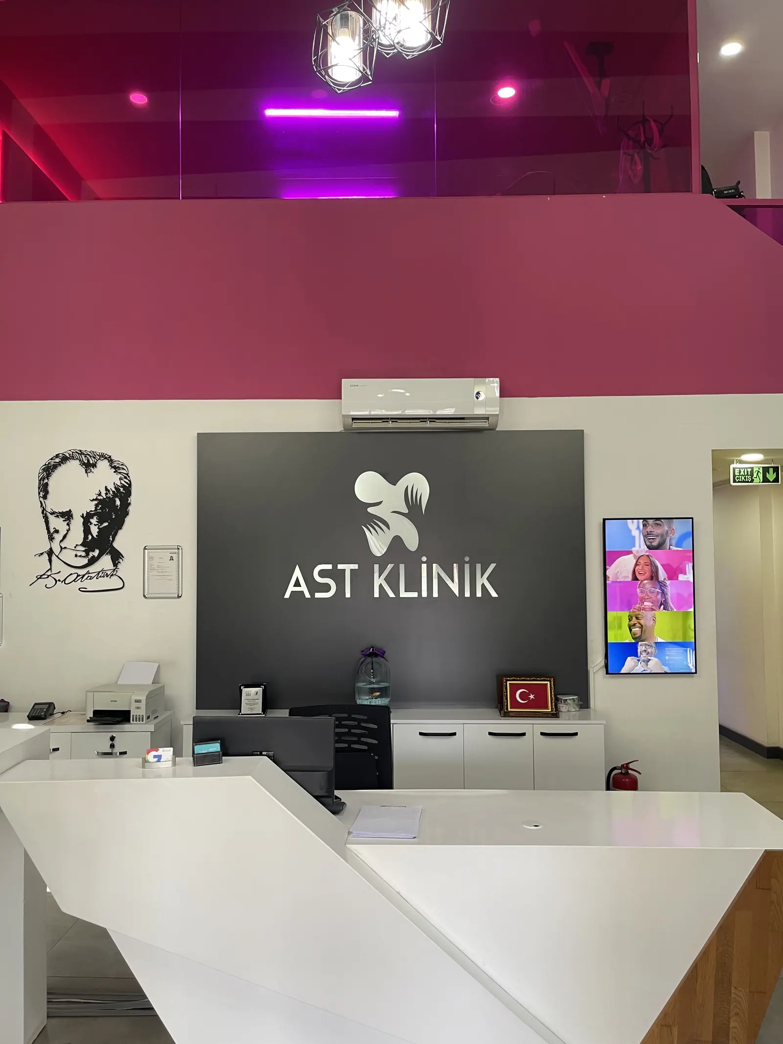 AST AĞIZ VE DİŞ SAĞLIĞI POLİKLİNİĞİ