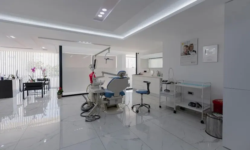 Özel Uncalı Ağız Ve Diş Sağlığı Polikliniği