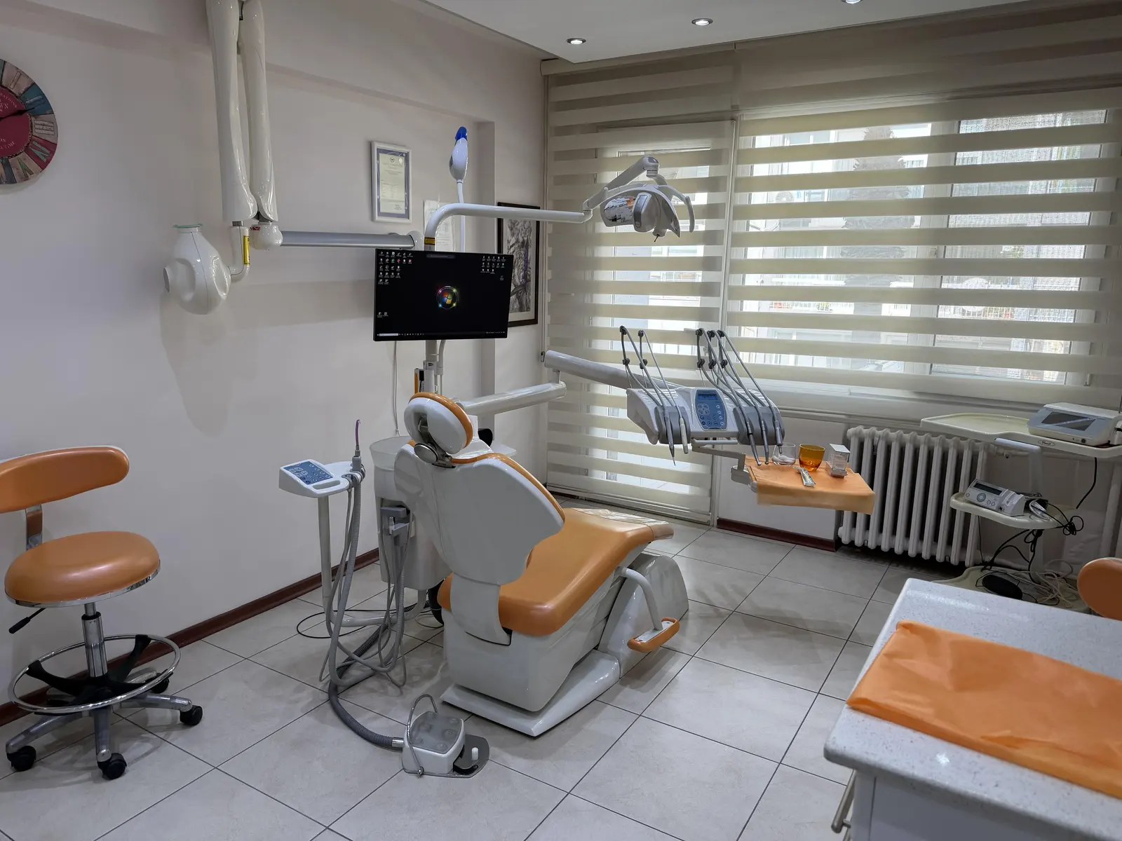 Dr. Dt. Tolga Bıçakcı Muayenehanesi