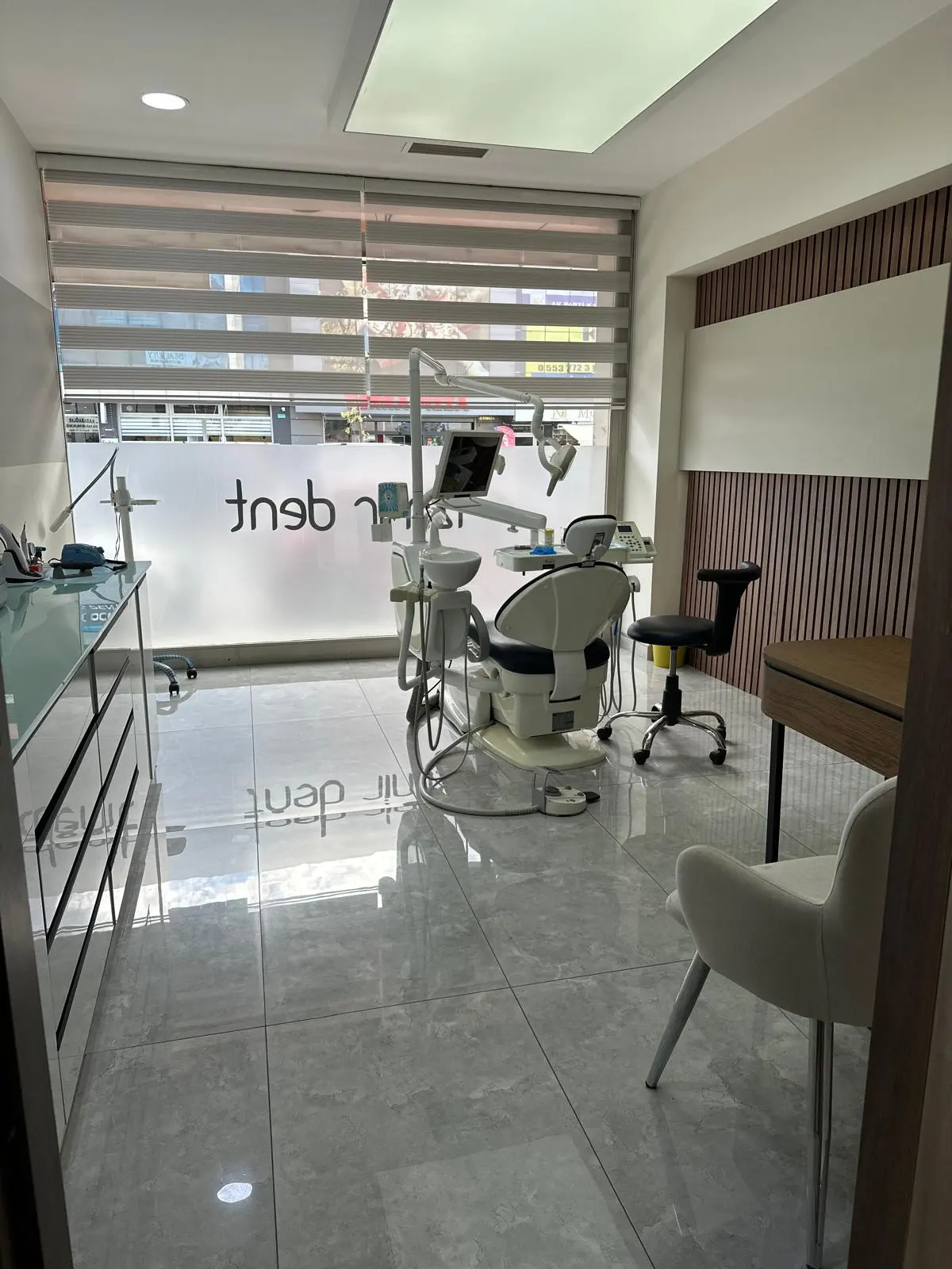 Özel İzmir Dent Ağız ve Diş Sağlığı Polikliniği