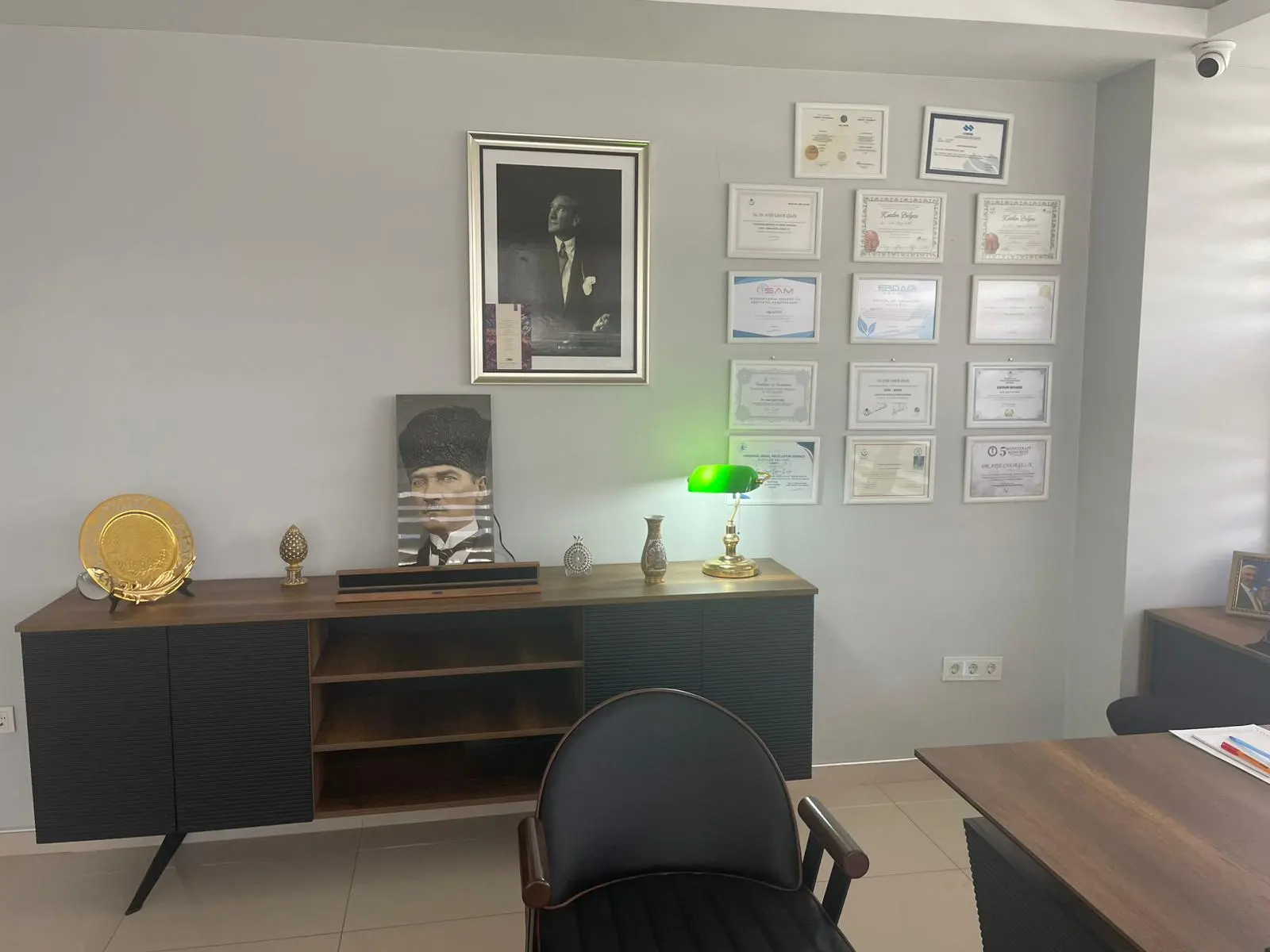 Dr. Ayşe Çakır Çelik Muayenehanesi